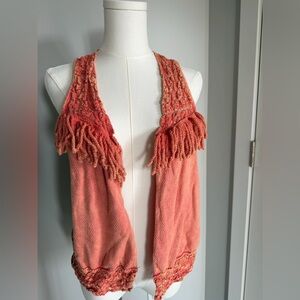 BKE Coral Knit Vest with Fringe